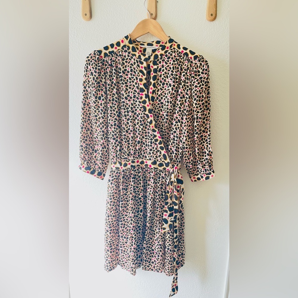 Diane Von Furstenberg Leopard Print Stretch Silk Abel Midi Wrap Dress Size 10 - Picture 2 of 4